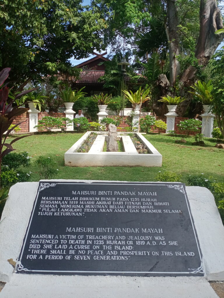 Makam Mahsuri