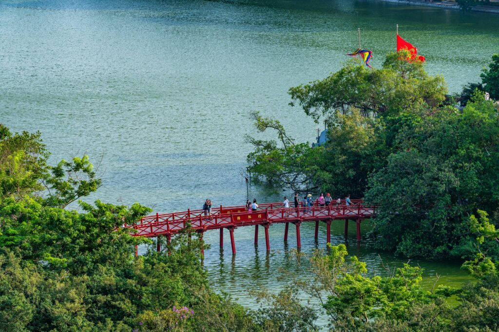hoan kiem lake & ngoc son temple